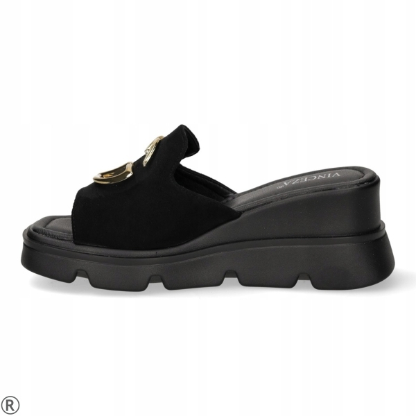 Черни дамски чехли на платформа- Siana 10376