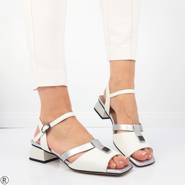 Бели сандали на широк ток- Eliza Bulgaria 10408