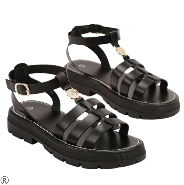 Черни сандали на равна платформа- Izabel Black 10525