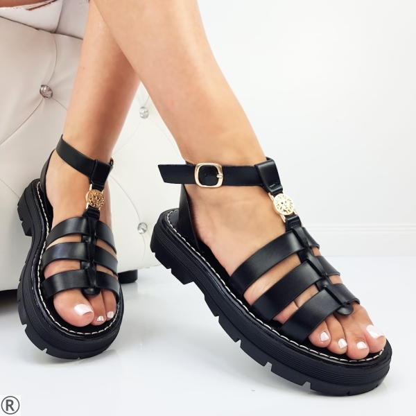 Черни сандали на равна платформа- Izabel Black 10525