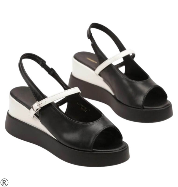 Черни сандали на платформа- Mira Black 10675