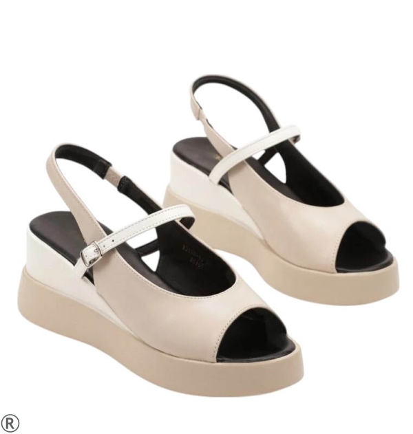 Бежови сандали на платформа- Mira Beige 10676