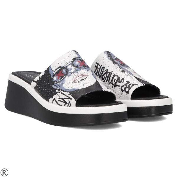 Черни дамски чехли на платформа естествена кожа - Keila Black 11010