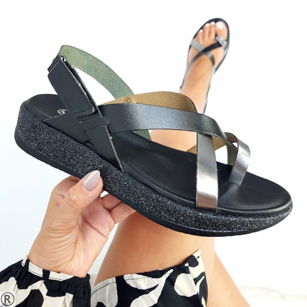 Черни равни чехли от естествена кожа- Gabi Black 11099