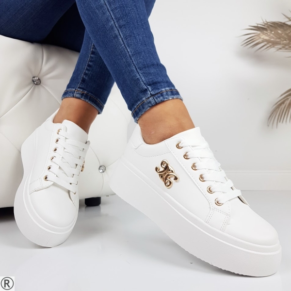 Бели дамски кецове на равно ходило- Ambyr White 11194