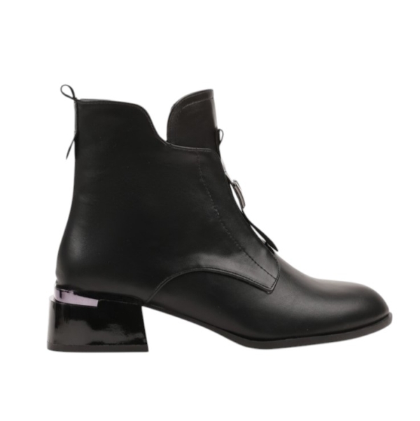 Черни кожени боти на широк ток- Sidni  Black 11239