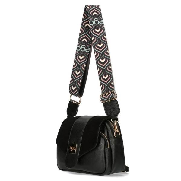 Черна чанта от естествена кожа с капак и дълга дръжка- EGO 11348