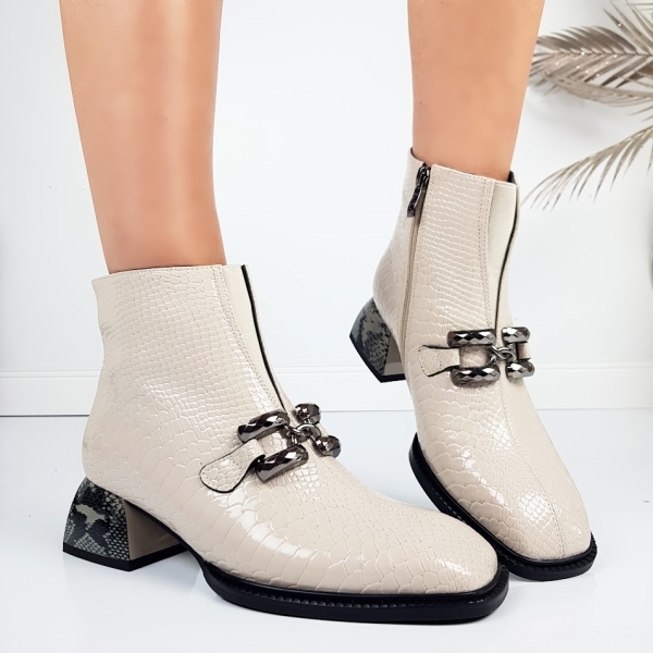 Бежови боти с ефектен широк ток- Eliza Bulgaria 11392