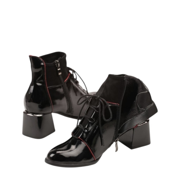 Черни лачени боти на удобен ток- Klara Black 11623