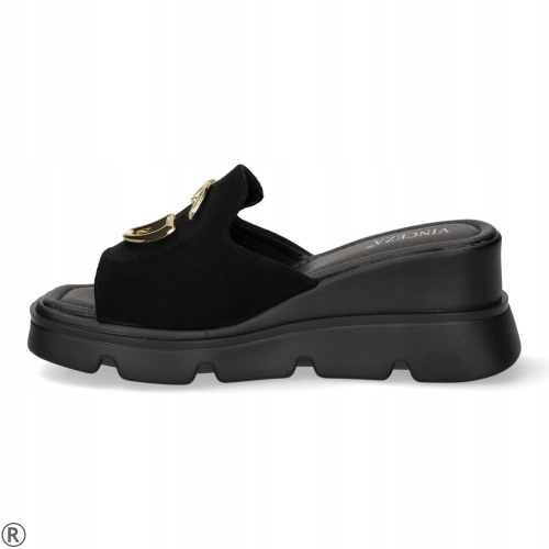 Черни дамски чехли на платформа- Siana 10376