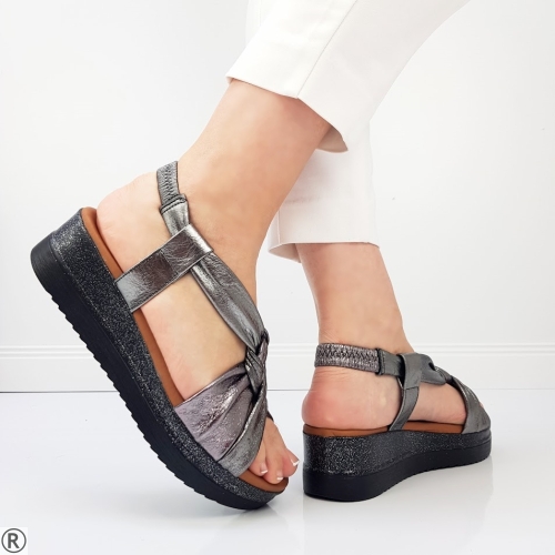 Сандали от естествена кожа на платформа- Erin 10379