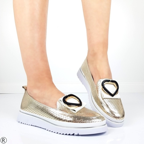 Обувки от естествена кожа в златист цвят-  Amanda Gold 10385 