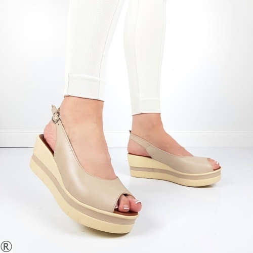 Сандали от естествена кожа на платформа- Amanda Beige 10386