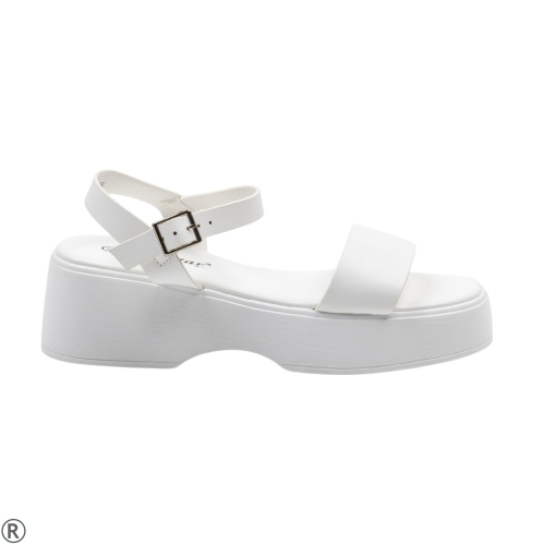 Бели дамски сандали на удобна платформа- Valera White 10647