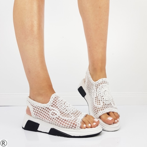 Бели дамски сандали- Elza White 10683