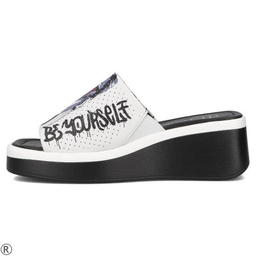 Черни дамски чехли на платформа естествена кожа - Keila Black 11010