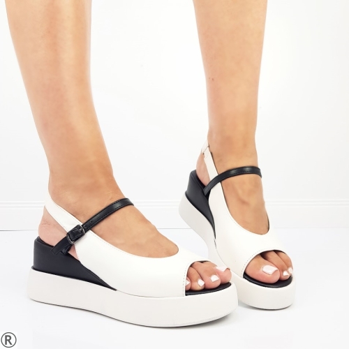 Бели сандали на платформа- Mira White 10674