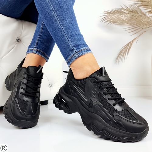 Черни дамски маратонки- Holi Black 11191