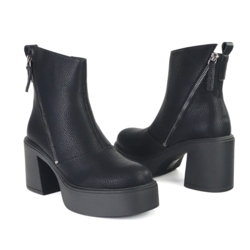 Черни боти на ток и платформа от естествена кожа- Krista Black 11294