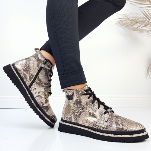 Равни боти от естествена кожа със змийски принт- Glami 11329