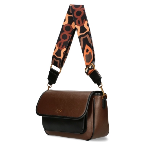 Кафява дамска чанта с капак и дълга дръжка- EGO 11350