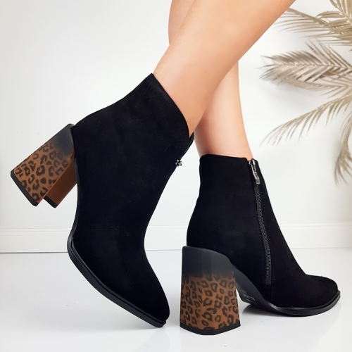 Черни боти от естествен велур на ефектен леопардов ток- Eliza Bulgaria 11397
