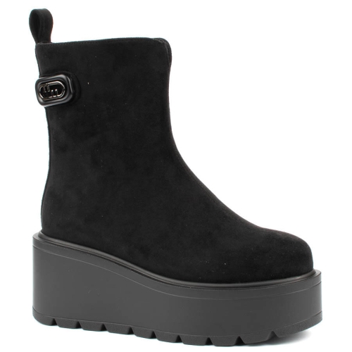 Черни велурени боти на платформа- Eliza Bulgaria 11421