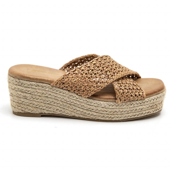 Дамски чехли на платформа- Dara Camel 12009