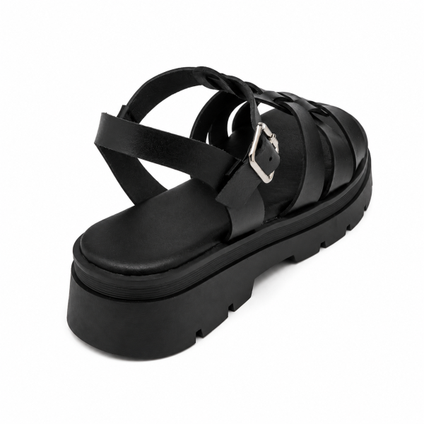 Черни сандали на равна платформа- Mira Black 5203