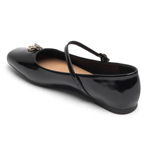 Черни лачени обувки с каишка- Nansi Black 11673