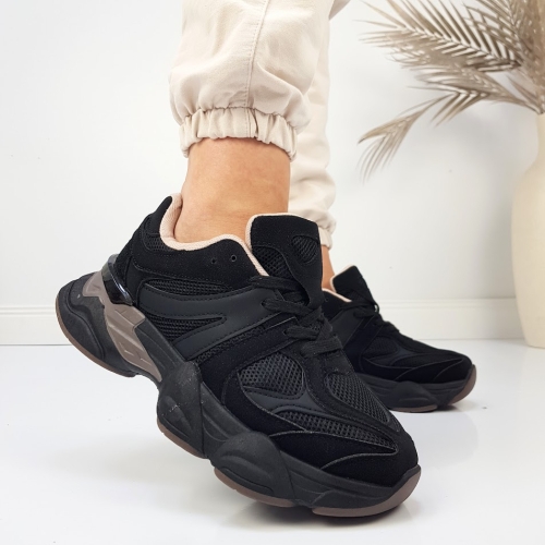 Черни дамски маратонки - Klaudiq Black 11760