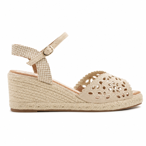 Бежови сандали на платформа- Briana Beige 12127